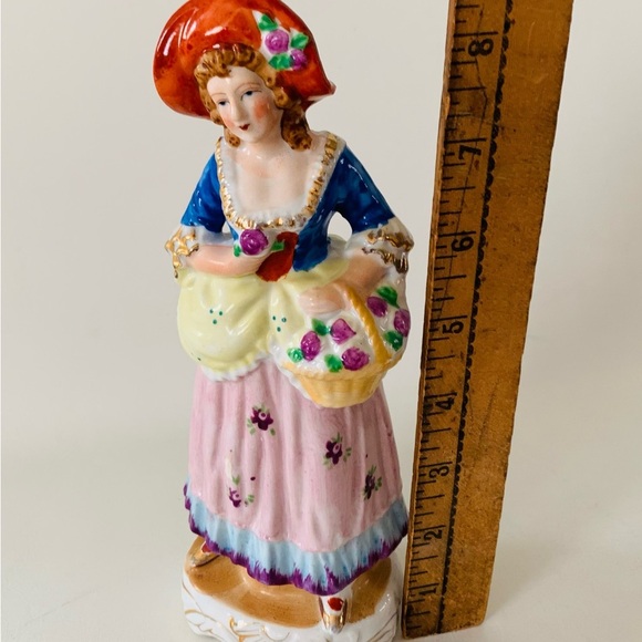8.5 Occupied Japan Porcelain Lady Figurine - Picture 2 of 8